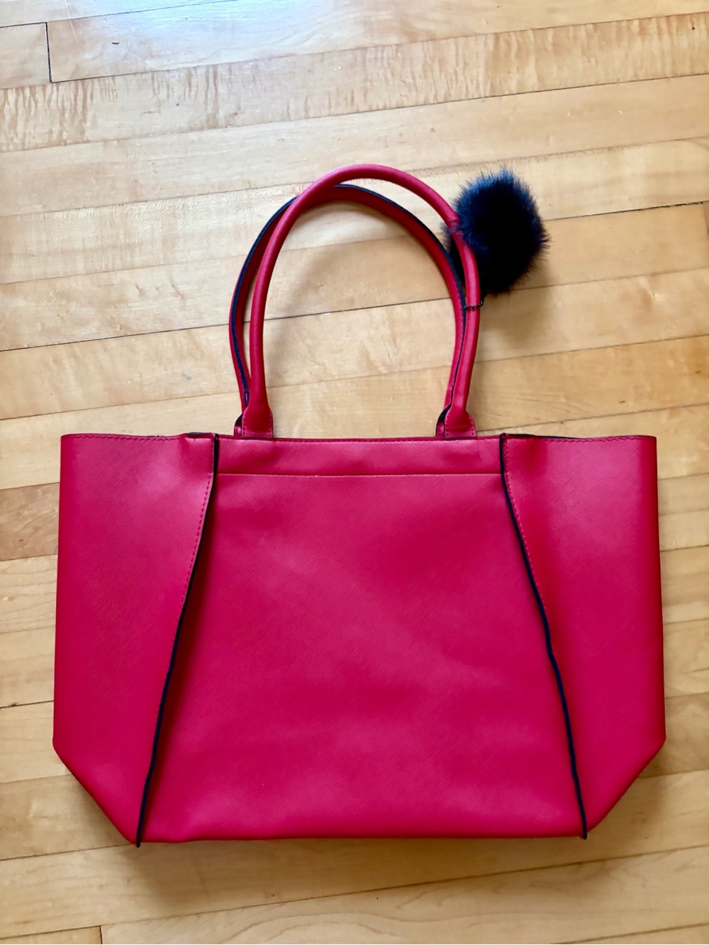 Elisabeth Arden Red Tote Bag - Picture 1 of 6